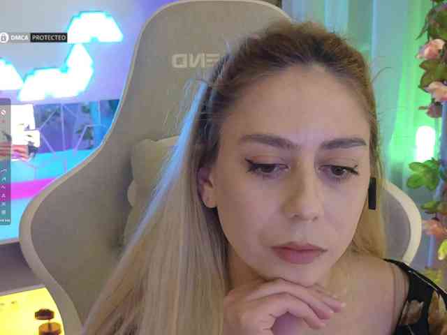 ballerina_capuchina webcam