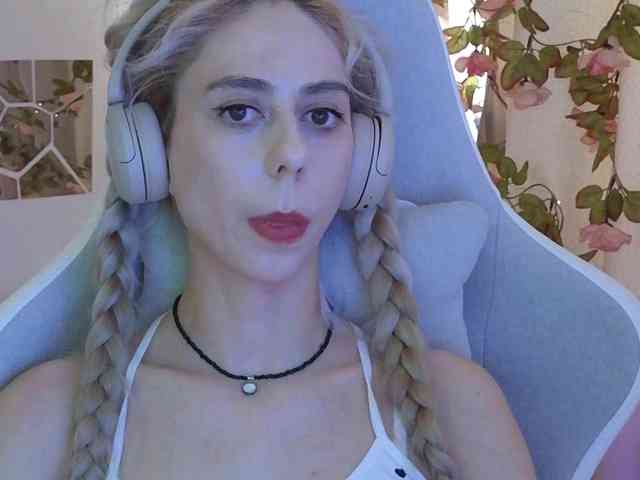 ballerina_capuchina webcam