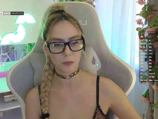 Danil__Kolbasenko webcam