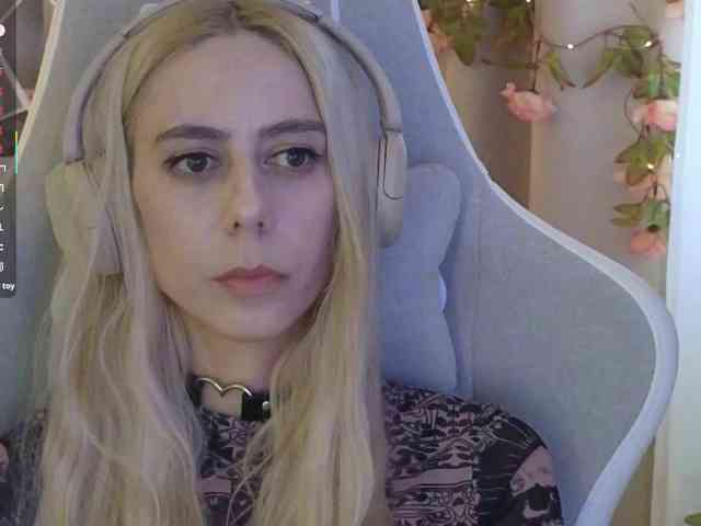 ballerina_capuchina webcam