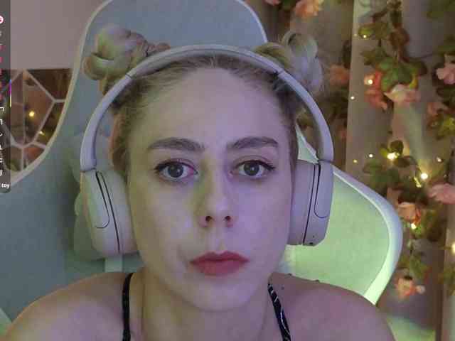 ballerina_capuchina webcam