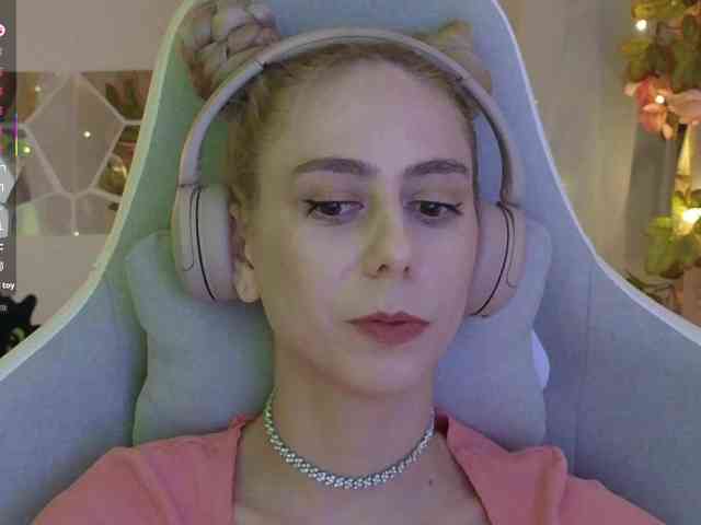ballerina_capuchina webcam