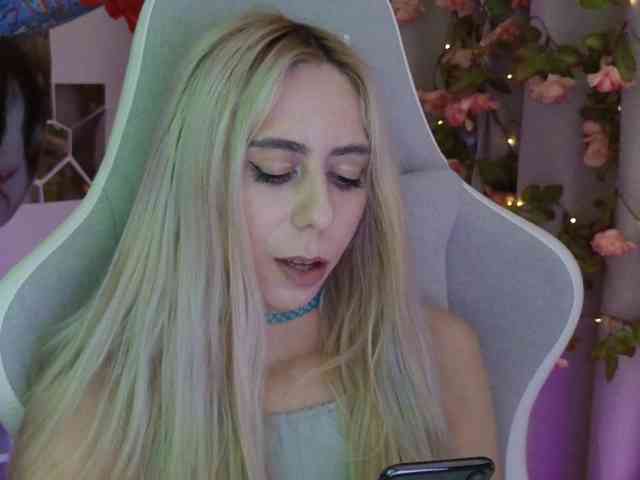 ballerina_capuchina webcam