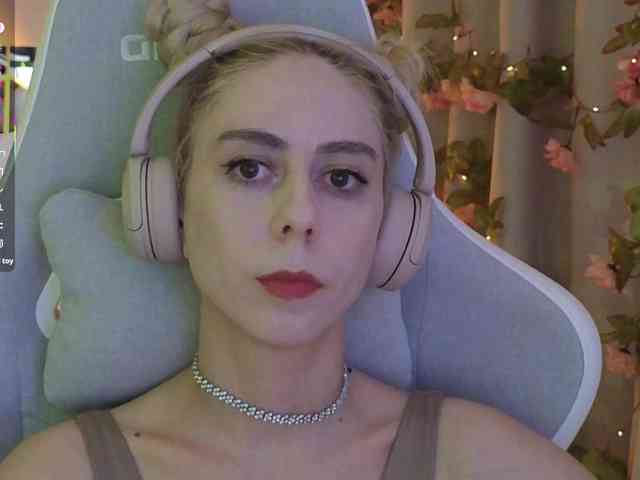 ballerina_capuchina webcam