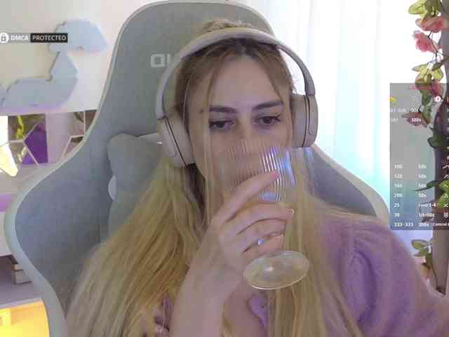 ballerina_capuchina webcam