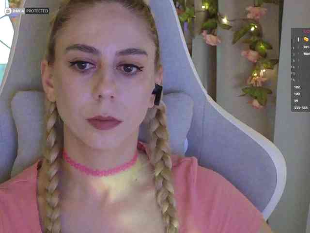ballerina_capuchina webcam