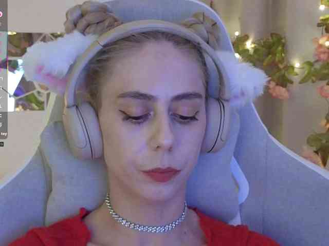 ballerina_capuchina webcam