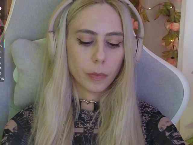 ballerina_capuchina webcam
