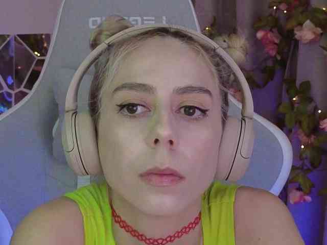 ballerina_capuchina webcam