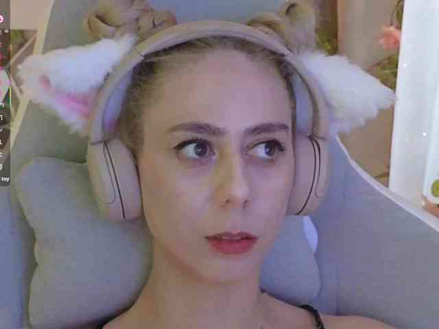 ballerina_capuchina webcam