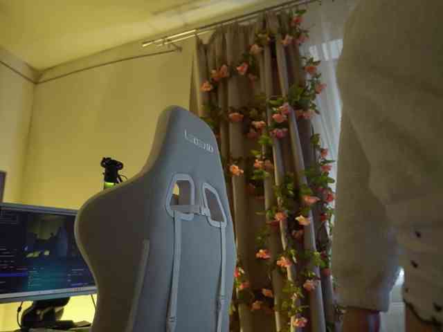 ballerina_capuchina webcam