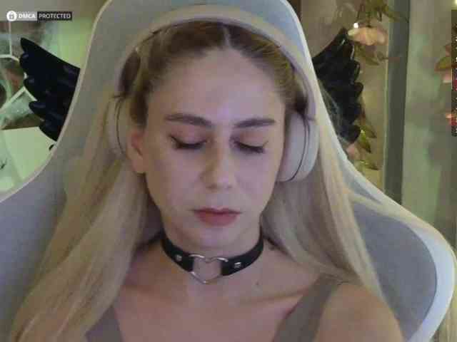 ballerina_capuchina webcam