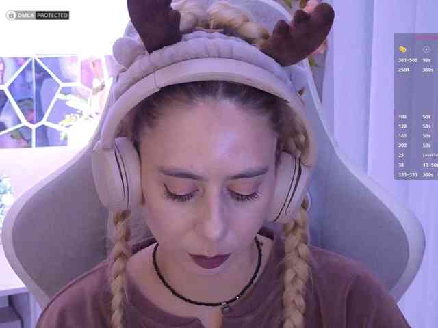 -Light-Fury- Live Webcam on BongaCams