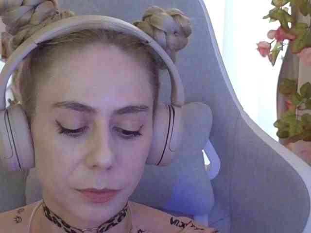 ballerina_capuchina webcam