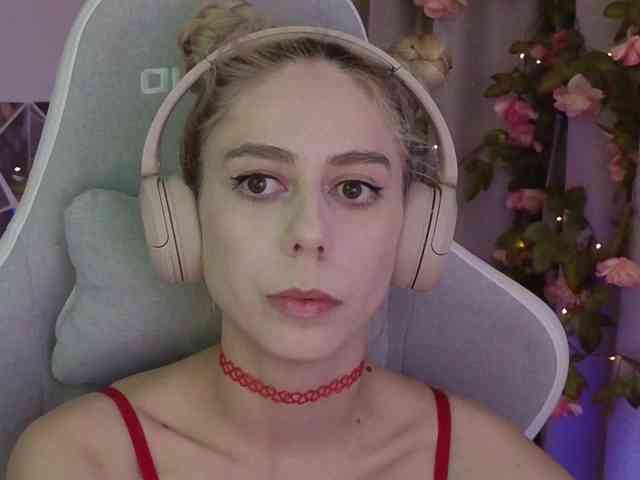 ballerina_capuchina webcam