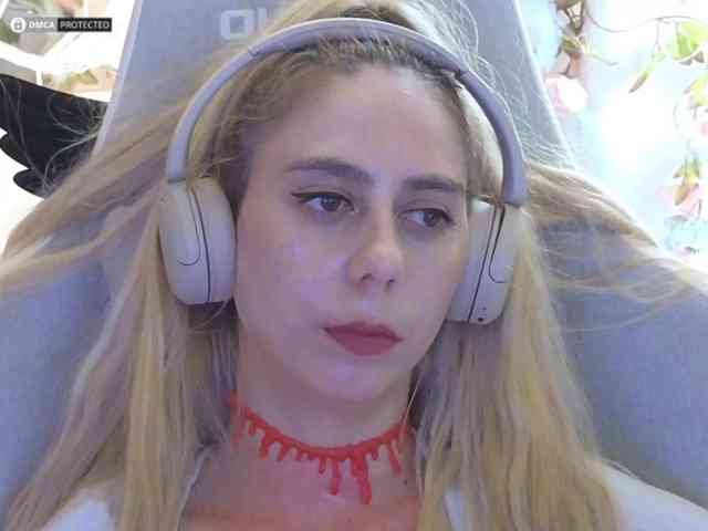 ballerina_capuchina webcam