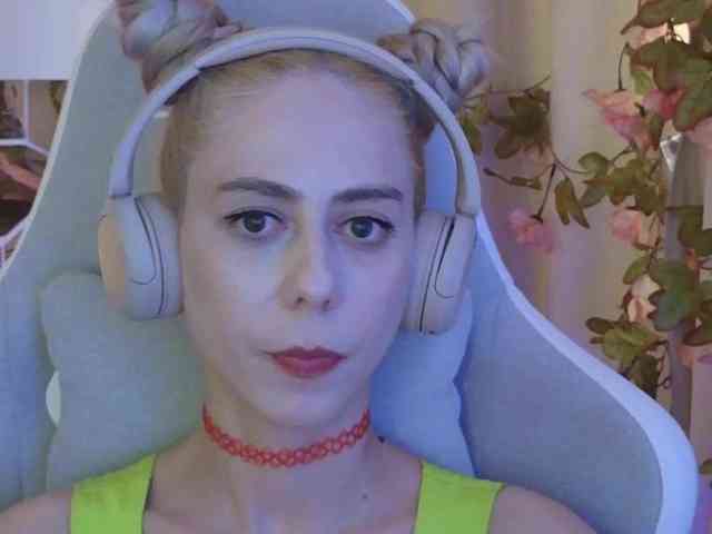ballerina_capuchina webcam