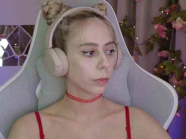 ballerina_capuchina webcam