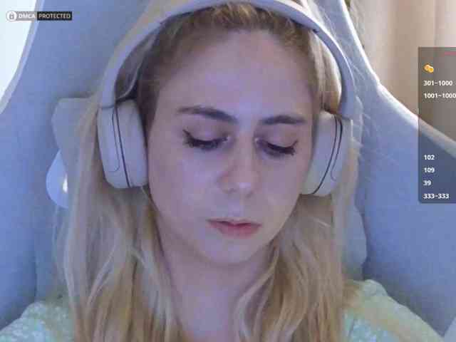 ballerina_capuchina webcam