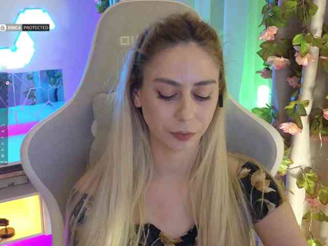 ballerina_capuchina webcam