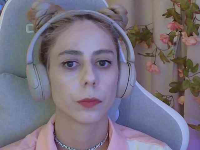 ballerina_capuchina webcam