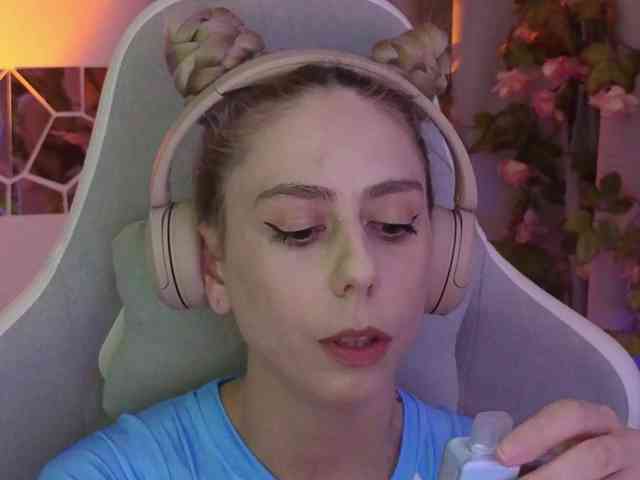 ballerina_capuchina webcam