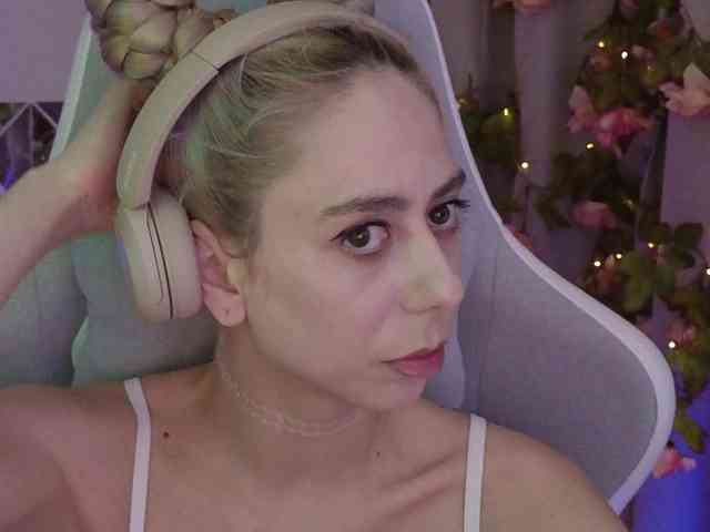 ballerina_capuchina webcam