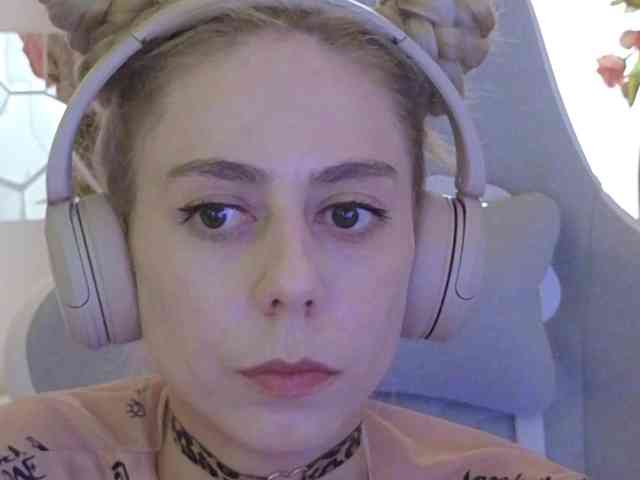 ballerina_capuchina webcam