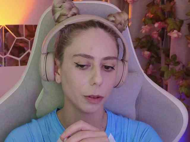 ballerina_capuchina webcam