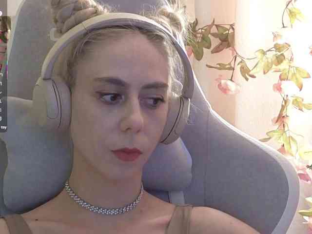 ballerina_capuchina webcam