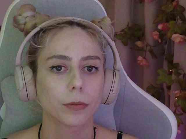 ballerina_capuchina webcam