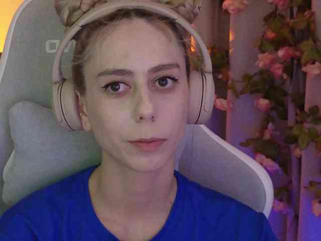 ballerina_capuchina webcam