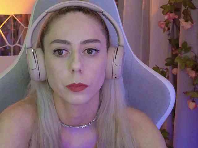 ballerina_capuchina webcam