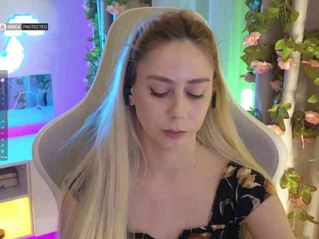 ballerina_capuchina webcam