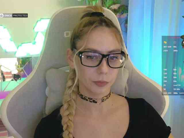 Danil__Kolbasenko webcam