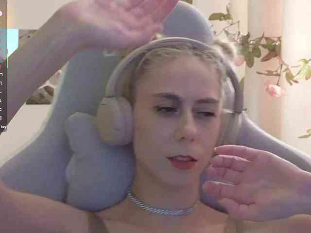 ballerina_capuchina webcam