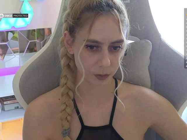 Danil__Kolbasenko webcam