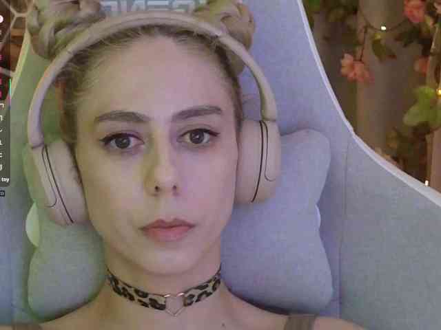 ballerina_capuchina webcam