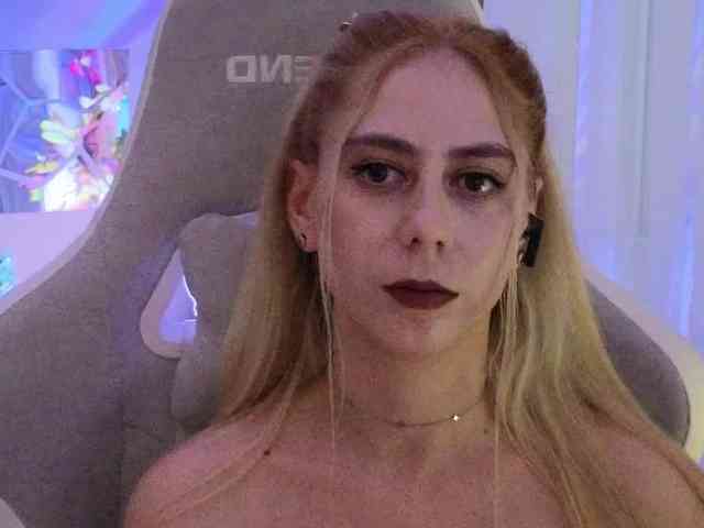 ballerina_capuchina webcam