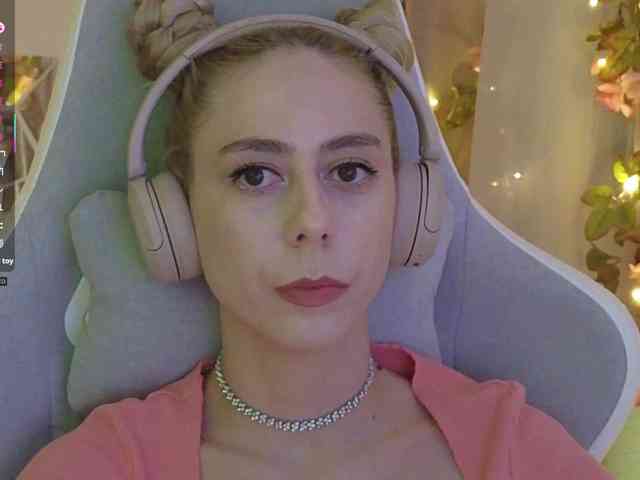ballerina_capuchina webcam