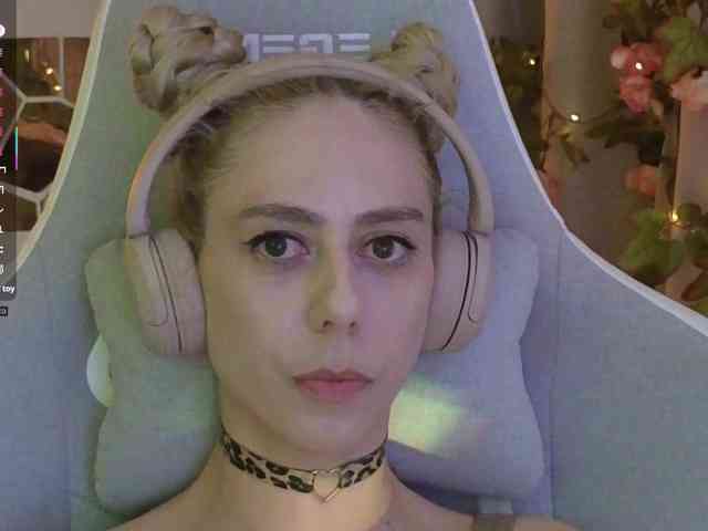 ballerina_capuchina webcam