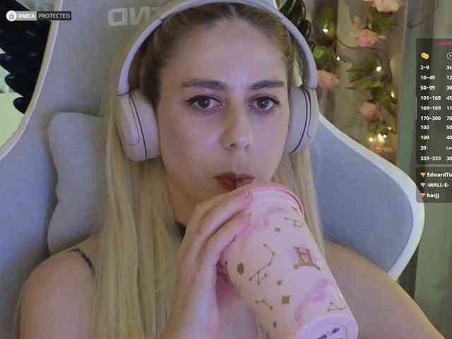 ballerina_capuchina webcam