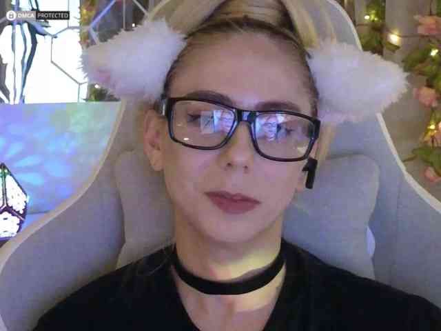 ballerina_capuchina webcam