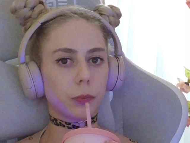 ballerina_capuchina webcam