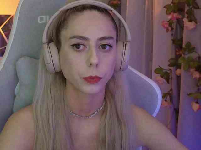 ballerina_capuchina webcam