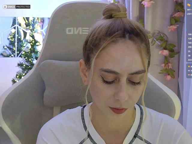 ballerina_capuchina webcam