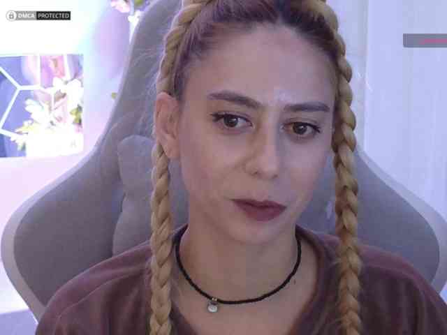 ballerina_capuchina webcam