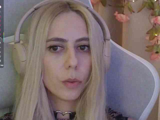 ballerina_capuchina webcam