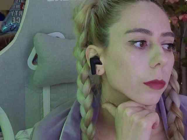 ballerina_capuchina webcam