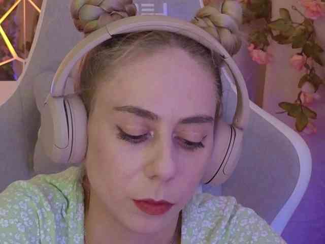 ballerina_capuchina webcam